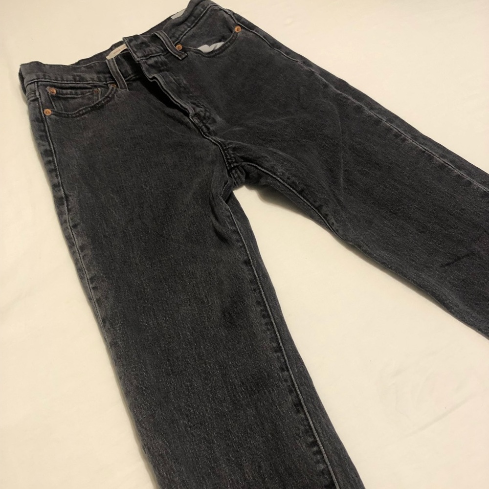 LEVI’S VINTAGE BLACK JEANS